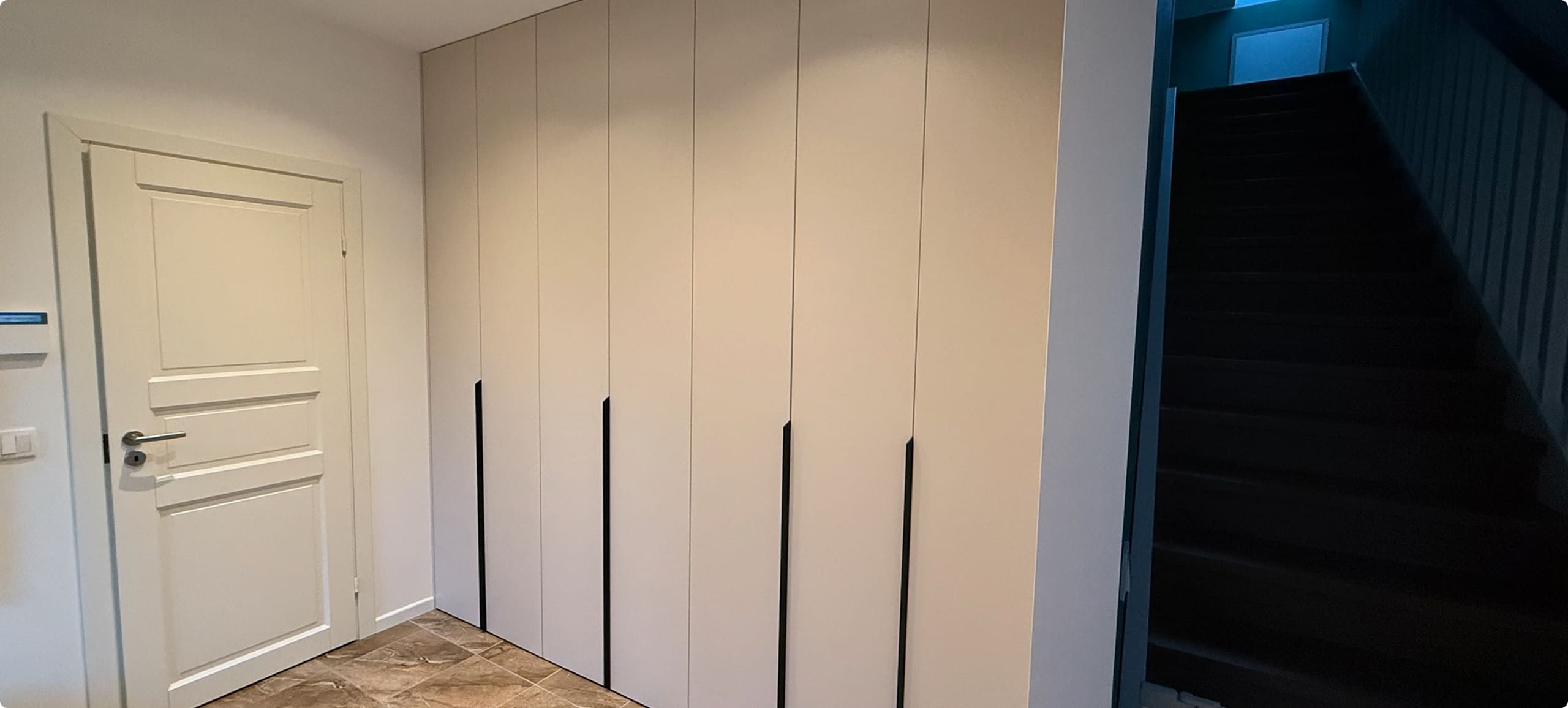 {{ images.voAJQSqDaH.alt }}